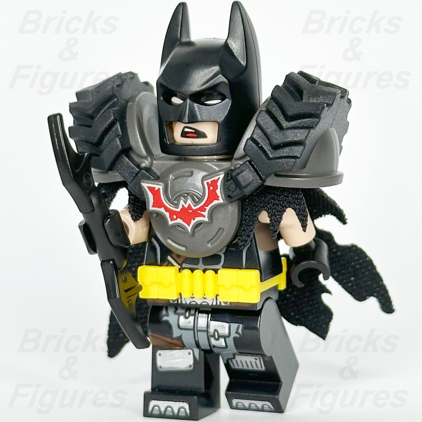 The LEGO Movie 2 Batman Minifigure Battle Ready Tyre Armour & Cape 70836 tlm118 - Bricks & Figures