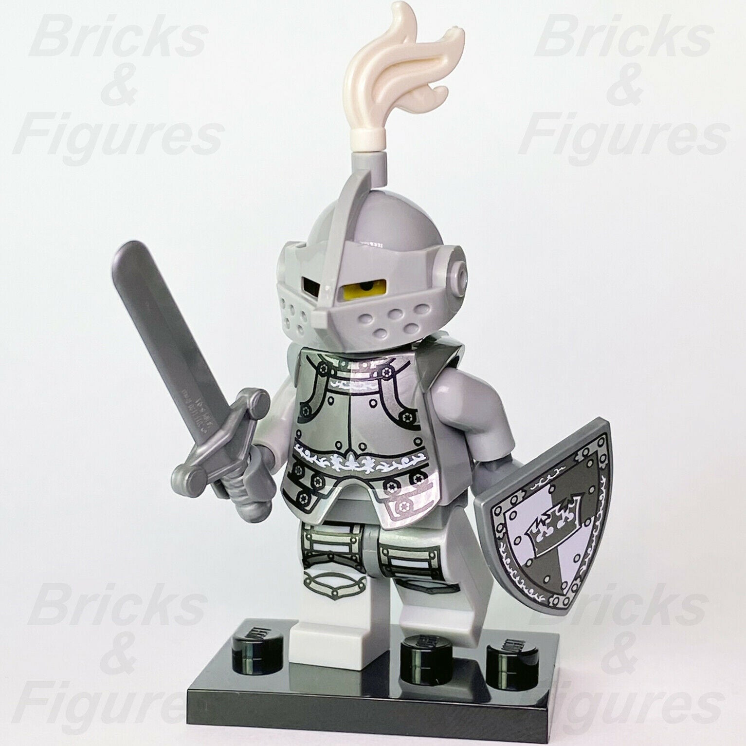 New Collectible Minifigures LEGO Heroic Knight Series 9 Minifig 71000