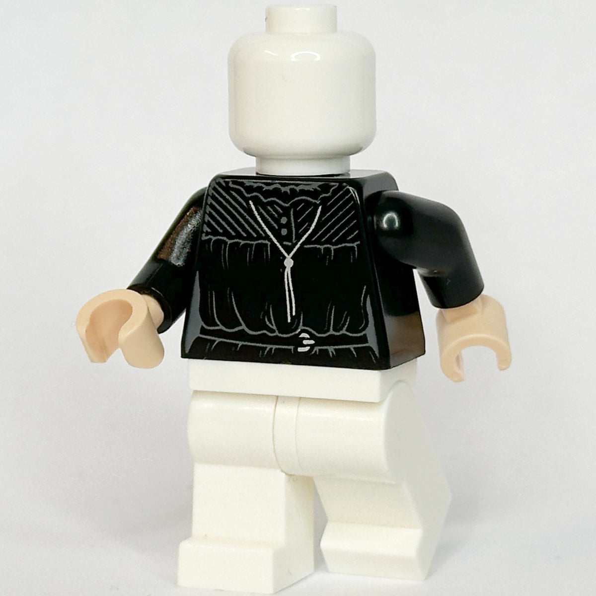 LEGO Ideas Black Torso Minifigure Part Bolo Necklace Robe Loose Dress 213551