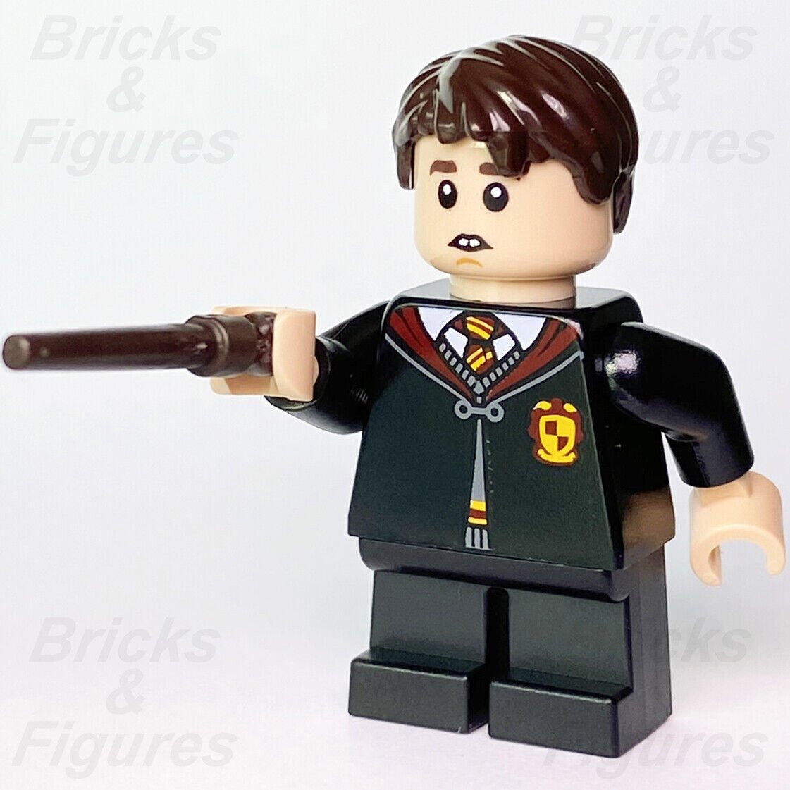 Harry Potter LEGO Neville Longbottom Gryffindor Robe Minifigure 76395 hp299 - Bricks & Figures